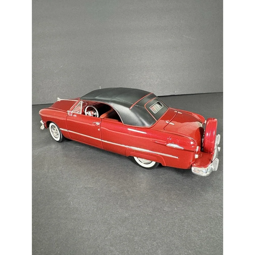 Maisto 1950 Ford Coupe 1:18 Diecast Red Black NO BOX